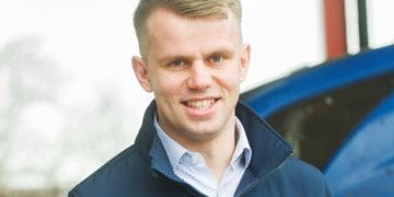 Partnership vs company: Choosing the right structure for your farming business